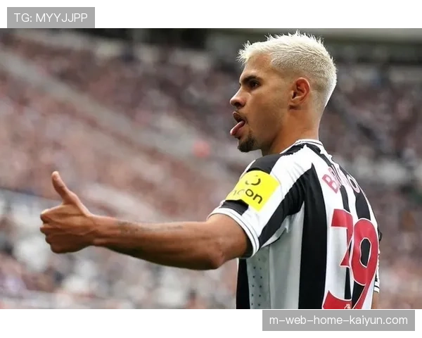 吉马良斯采用4-2-3-1阵型注重中场拦截 主场防守零封率显著提升